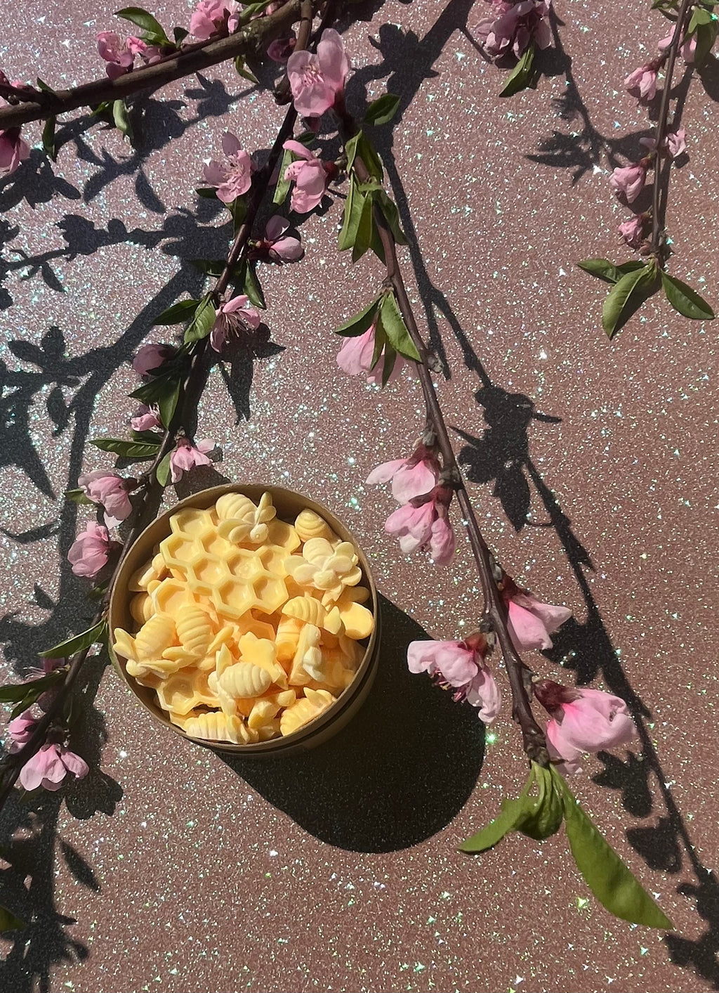 golden honey wax melts