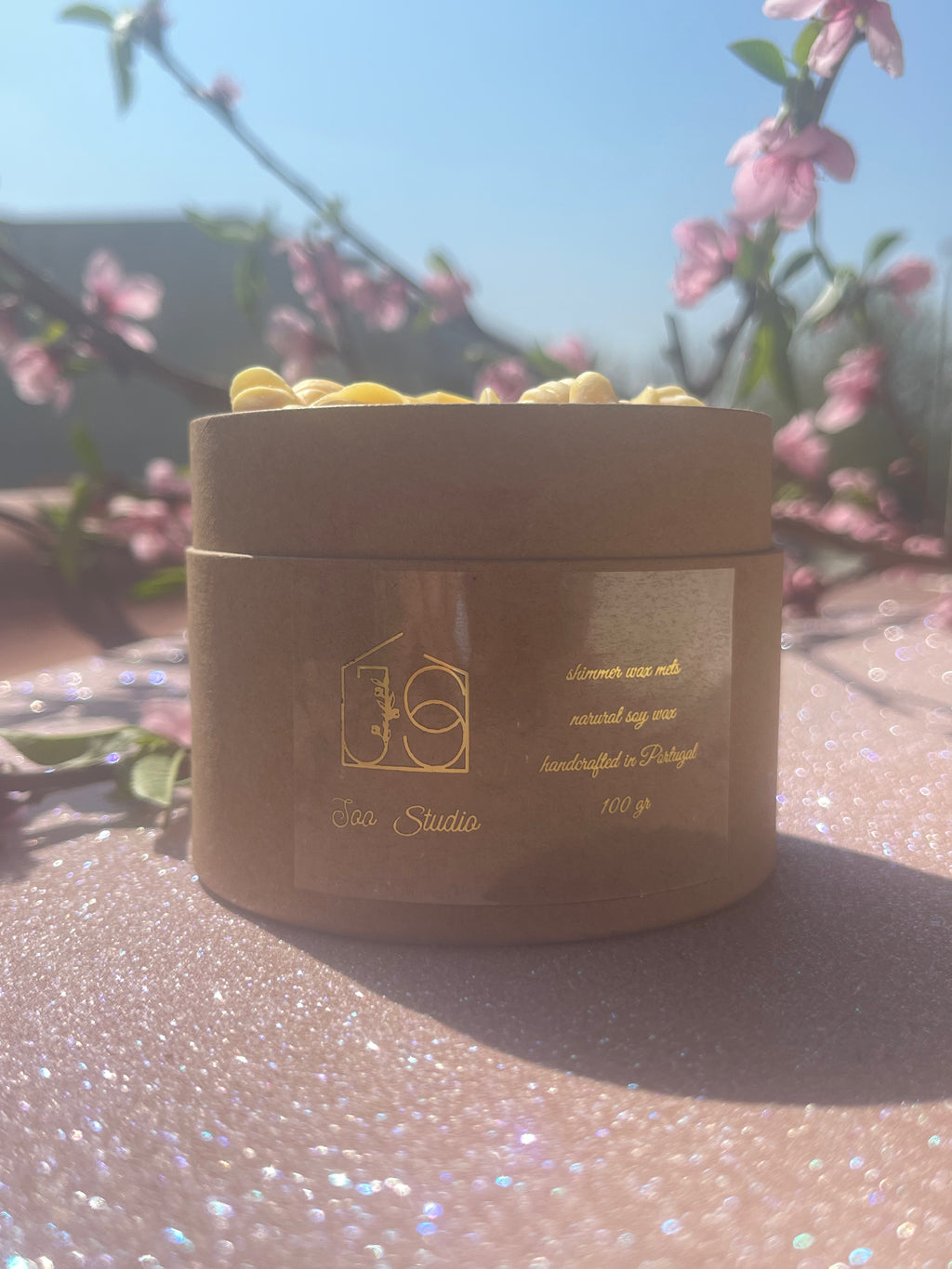 golden honey wax melts