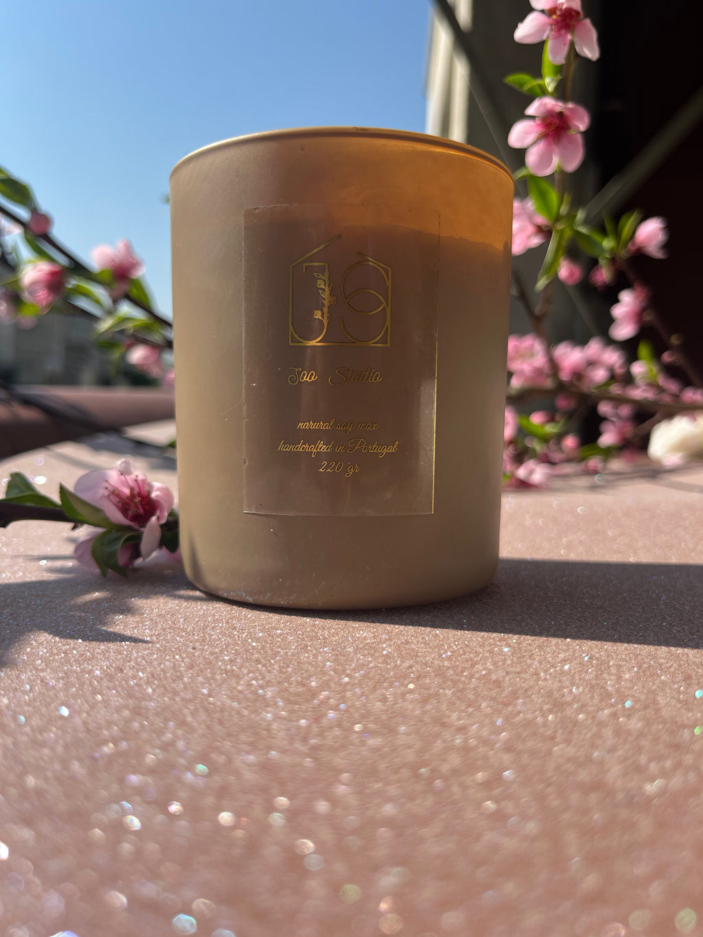 golden honey candle